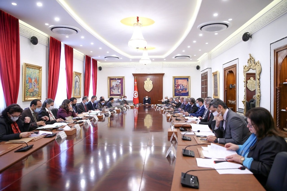 Un conseil des ministres tenu, jeudi matin, au palais du gouvernement à la Kasbah, sous la présidence de la Cheffe du Gouvernement Najla Bouden, a adopté une série de projets de lois et décrets présidentiels à caractère économique.